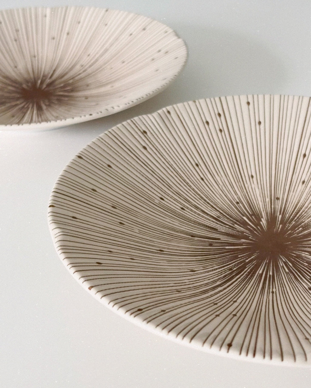 Hikari Plate - Beige