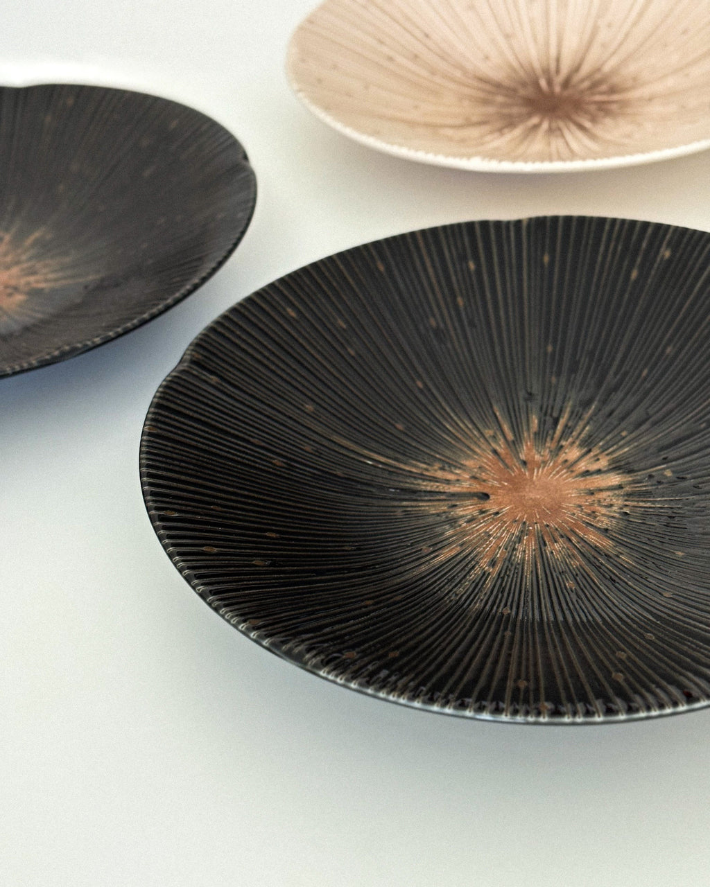 Hikari Plate - Black