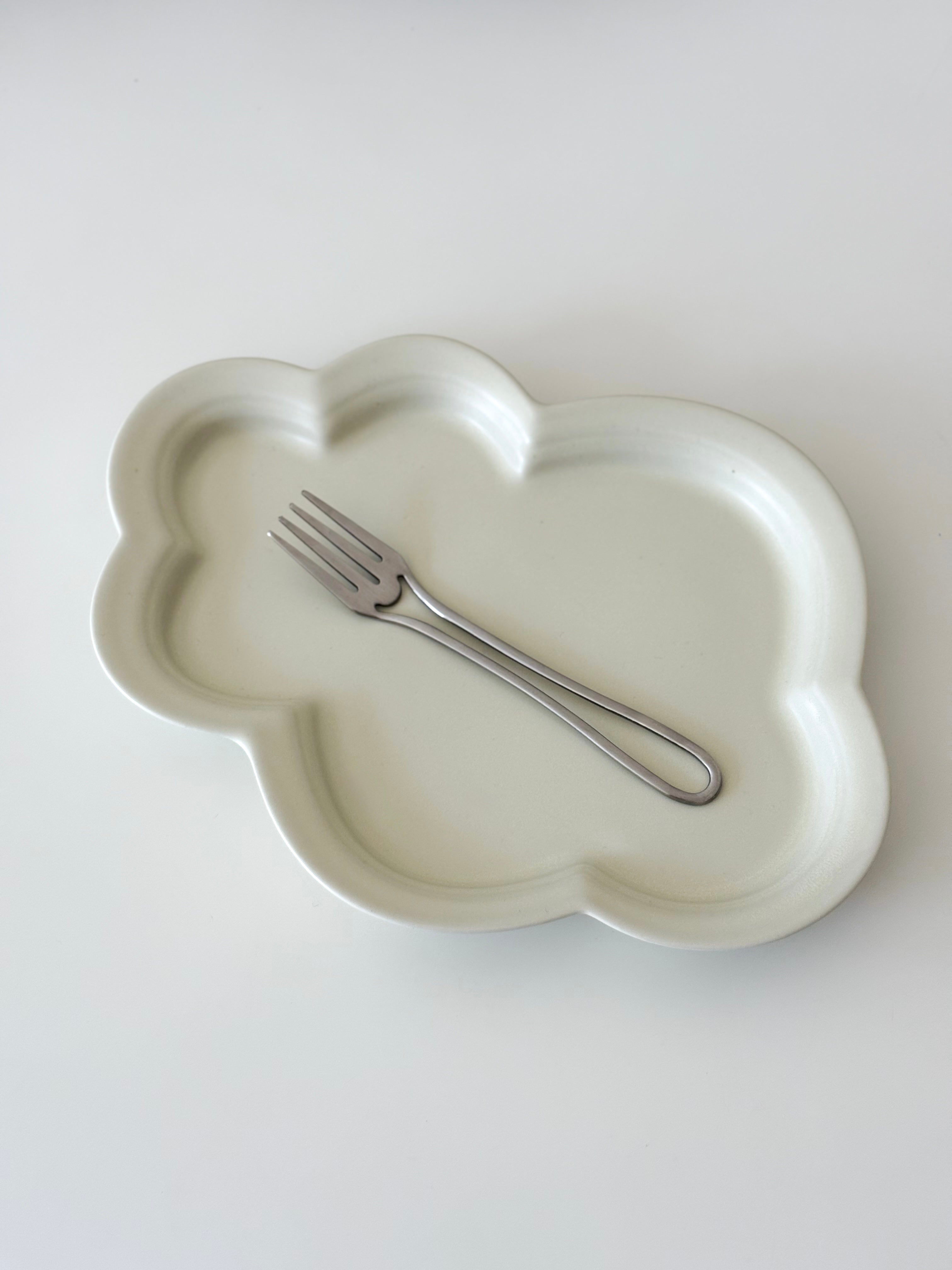 Soft Kumo Plate – Cream